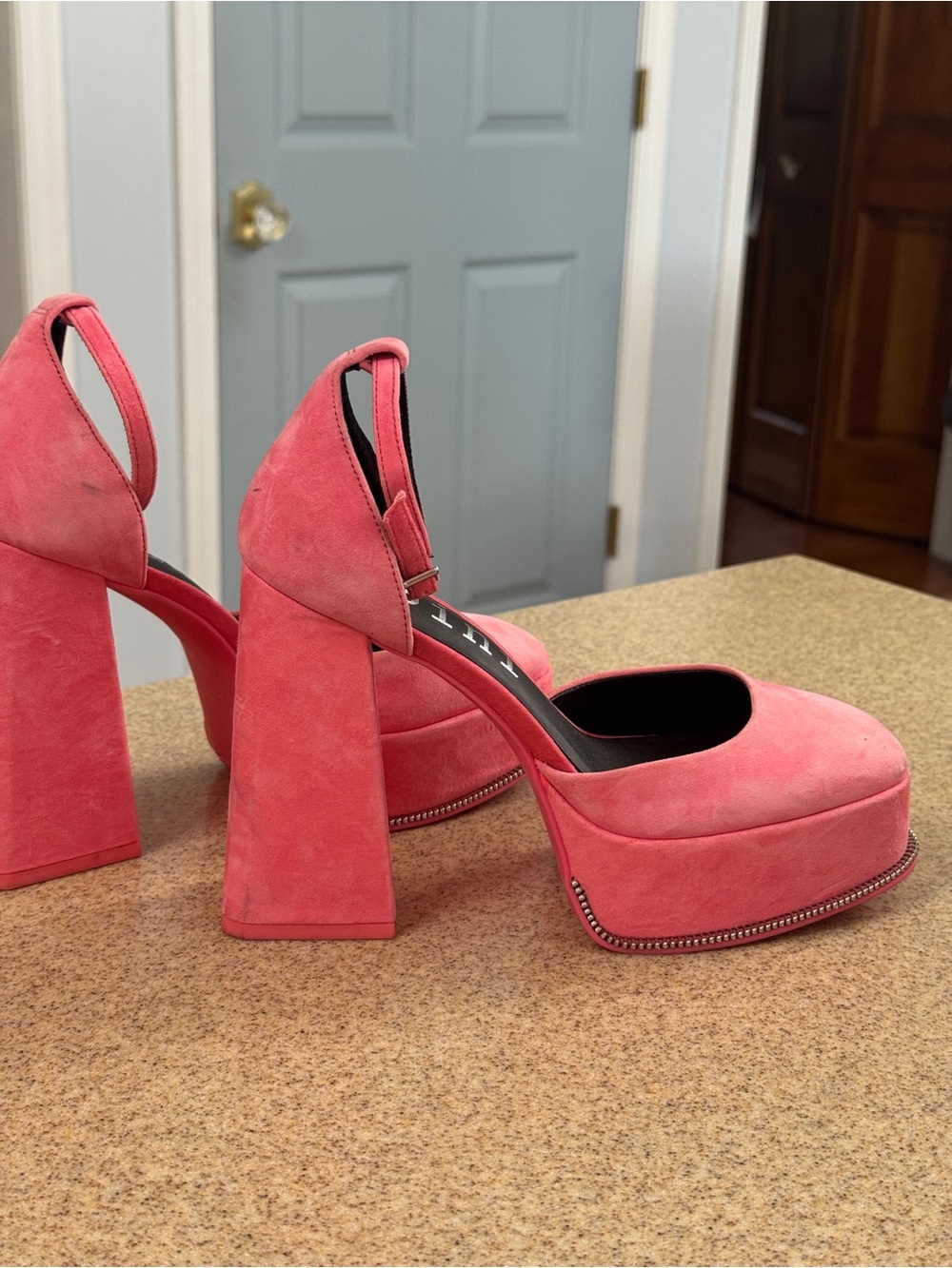 Gianni Bini Otten Pink Suede Ankle Strap Platform Heels 6.5 Fabric Zip - Picture 4 of 12